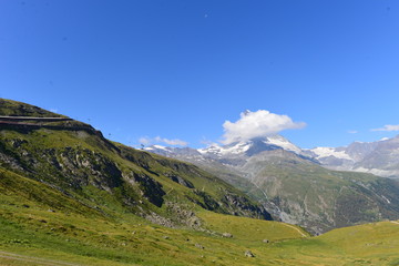 Fototapeta na wymiar Zermatt - Bergmassiv in den Walliser Alpen