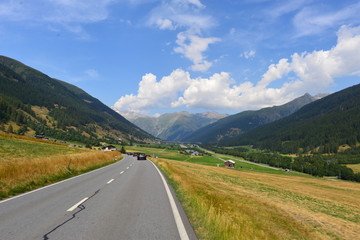 Fototapeta na wymiar Obergoms-Gletsch im Kanton Wallis 