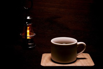 ランタンとコーヒー