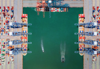 the international port services for the vessels ships working in loading discharging units...