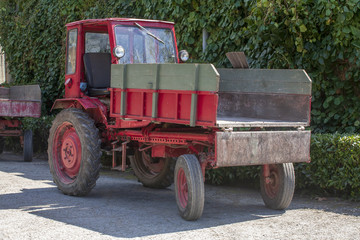 Obraz premium old traktor