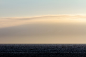 Fototapeta premium 海と夕焼け空