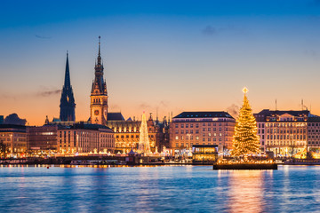 Skyline et marché de Noël de Hambourg, Allemagne