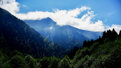 Obraz premium Mountain peaks in the village of Eder, northern Turkey