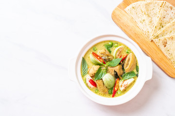 Roti and Green Curry with Chicken