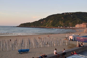 Obraz premium Atardecer en una playa.