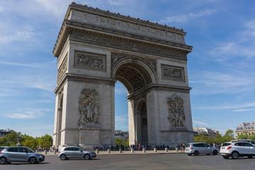 Fototapeta na wymiar L'arc de triomphe Paris