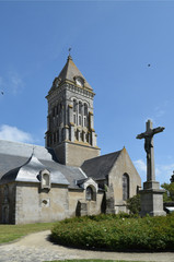 Fototapeta na wymiar Eglise Saint Philbert et calvaire à Noirmoutier, Vendée, Pays de la Loire, France.