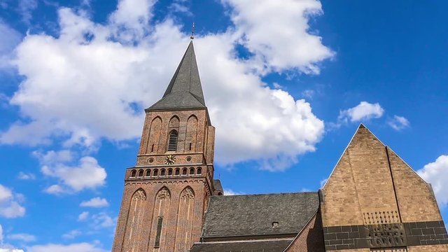 Time Lapse Church at Emmerich (Rhein) - long version
