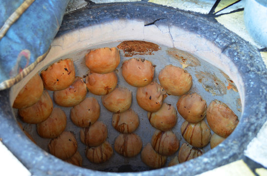 Samosa, samsa - traditional asian meat stuffed pies baked in tandoor