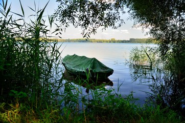 łódka © Piotr Łaskawski