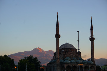 Fototapeta na wymiar Mosque in Kayseri