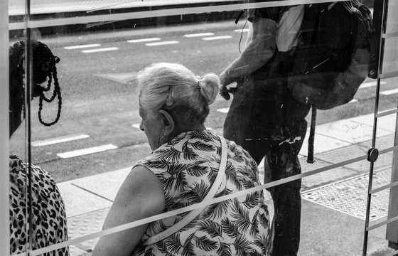 145 Best Arret De Bus Images Stock Photos Vectors Adobe Stock