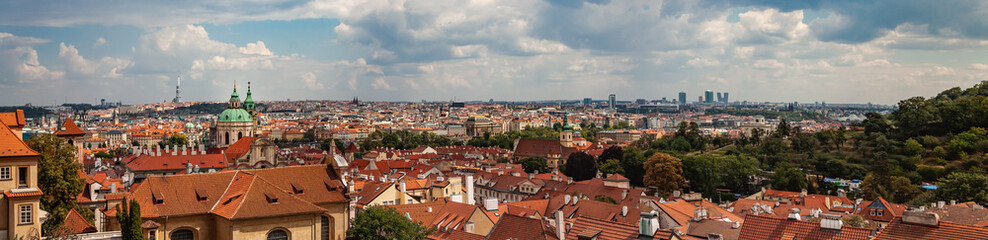 Naklejka na ściany i meble Panorama über Prag der Tschechischen Hauptstadt