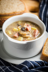 The sour soup made of rye flour.