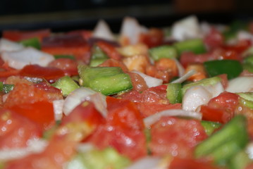Detalle de coca de trampó salada mallorquina recién hecha. Receta tradicional de Mallorca con...