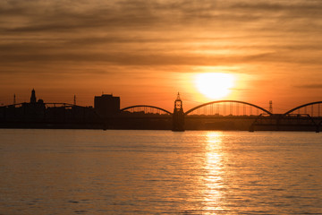 Sunrise on the Mississippi