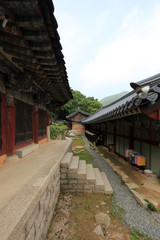 Beomeosa Buddhist Temple