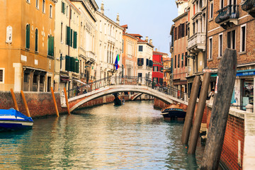 Obraz na płótnie Canvas Venice Italy canal Bridge in the morning