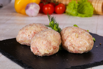Raw pork cutlet