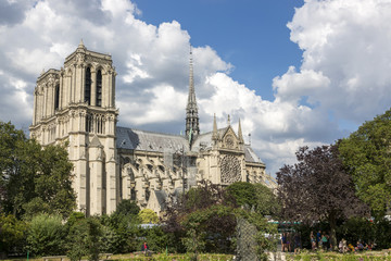 Fototapeta na wymiar Notre Dame Cathedral building on the sky background