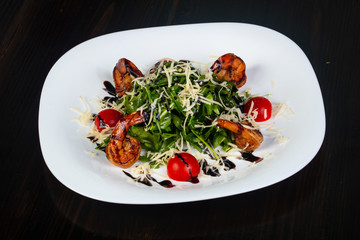 Salad with prawn