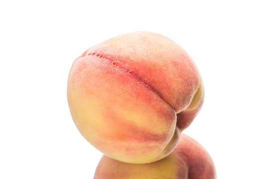 大玉の桃