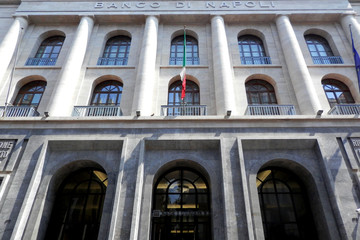 Napoli edificio sede banco di napoli