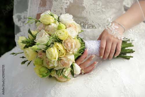 Wedding Dress Body Flowers Fresh Peeling Hands Bridge Relations Couple Lifestyle Roses Rings Men Women White Anniversary Bridal