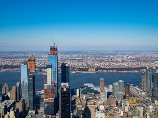 Fototapeta na wymiar landscape from Empire State Building at New York City エンパイアステートビルからのニューヨークの景色