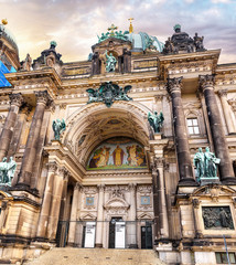 Fototapeta na wymiar Architecture of main landmark and symbol of Berlin - Berliner Dom cathedral on Museum Island