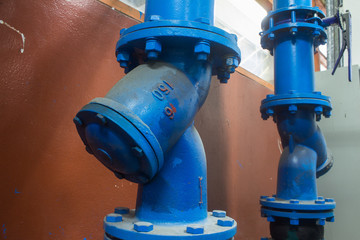 The Large pipe joints and water valve in pipe tap water of the refrigeration.