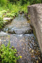 waterfall during daylight