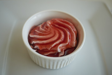 Strawberries yogurt mousse