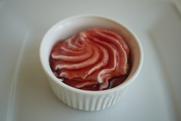 Strawberries yogurt mousse