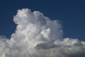 Naklejka na ściany i meble cloud,cloudscape,white,sky,nature,cumulus,storm,air,weather