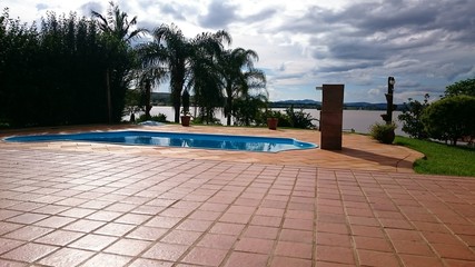 Rancho nublado