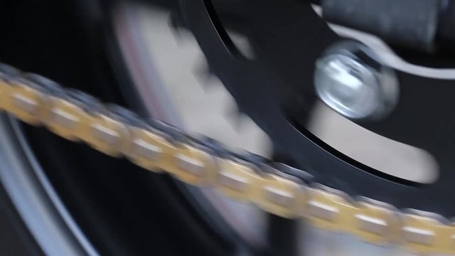 motorcycle chain turning