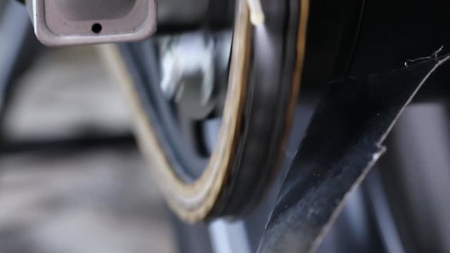 motorcycle chain lubrication