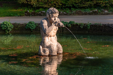 Fototapeta na wymiar Skulptur Wasserpaterre Hellbrunn I