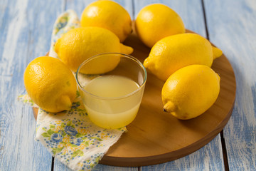 freshly squeezed lemon juice