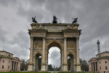 Fototapeta na wymiar Arc of Peace - Milan, Italy