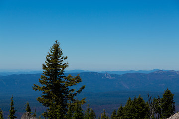 Crater lake in Oregon, the deepest lake in North America
