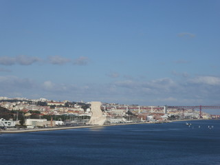 Fototapeta premium Lissabon - Blick vom Tejo