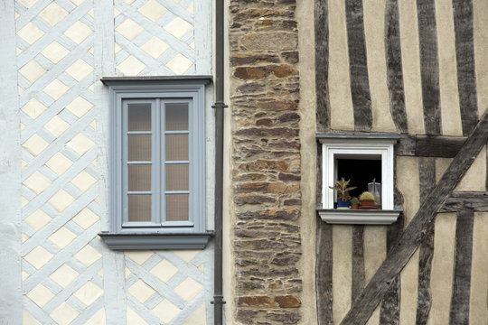 Vecchi finestre in Bretagne, Francia