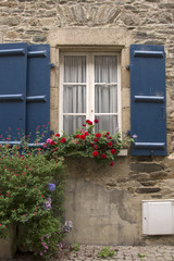 Fototapeta na wymiar Vecchi finestre in Bretagne, Francia