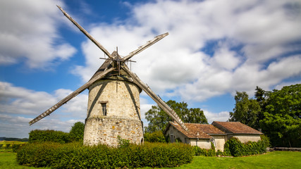 Le vieux moulin