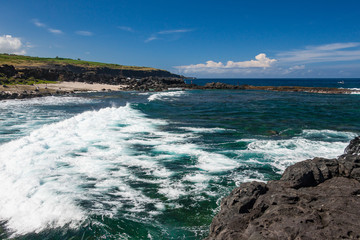 vagues sur la côte de la réunion