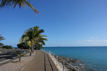 BEAUTIFUL PROMENADE