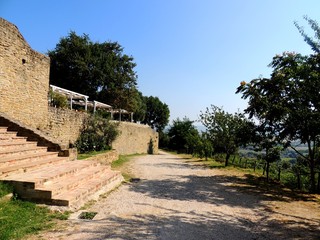 Fototapeta na wymiar Castello di Rosciano, Medieval castle near Torgiano, Umbria- Italy.